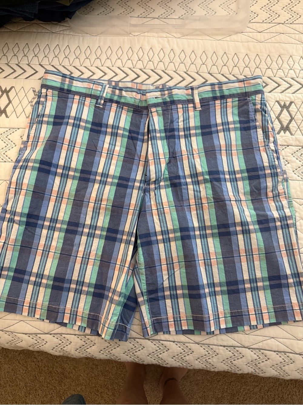 Southern Tide Men's Plaid Flat-Front Shorts in Blue, Aqua & Tan